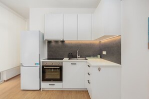 Kühlschrank, Mikrowelle