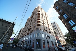 Appartement, 1 chambre, balcon, vue jardin | Façade de l’hébergement