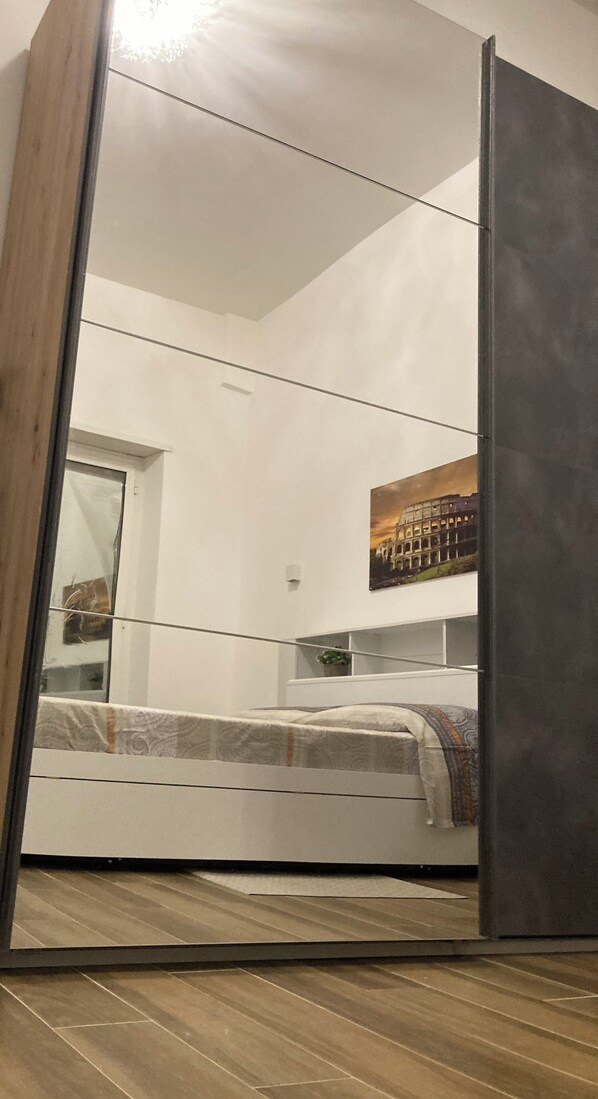 1 bedroom, internet