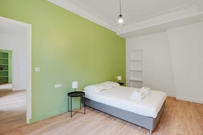 3 Schlafzimmer, Bügeleisen/Bügelbrett, Internetzugang, Bettwäsche