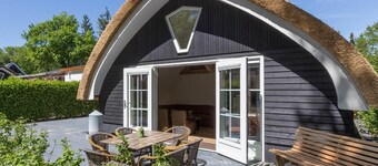 Beautiful Cottage Near Giethoorn