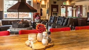 Cottage | Interior