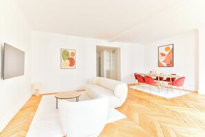 Smart TV, offices