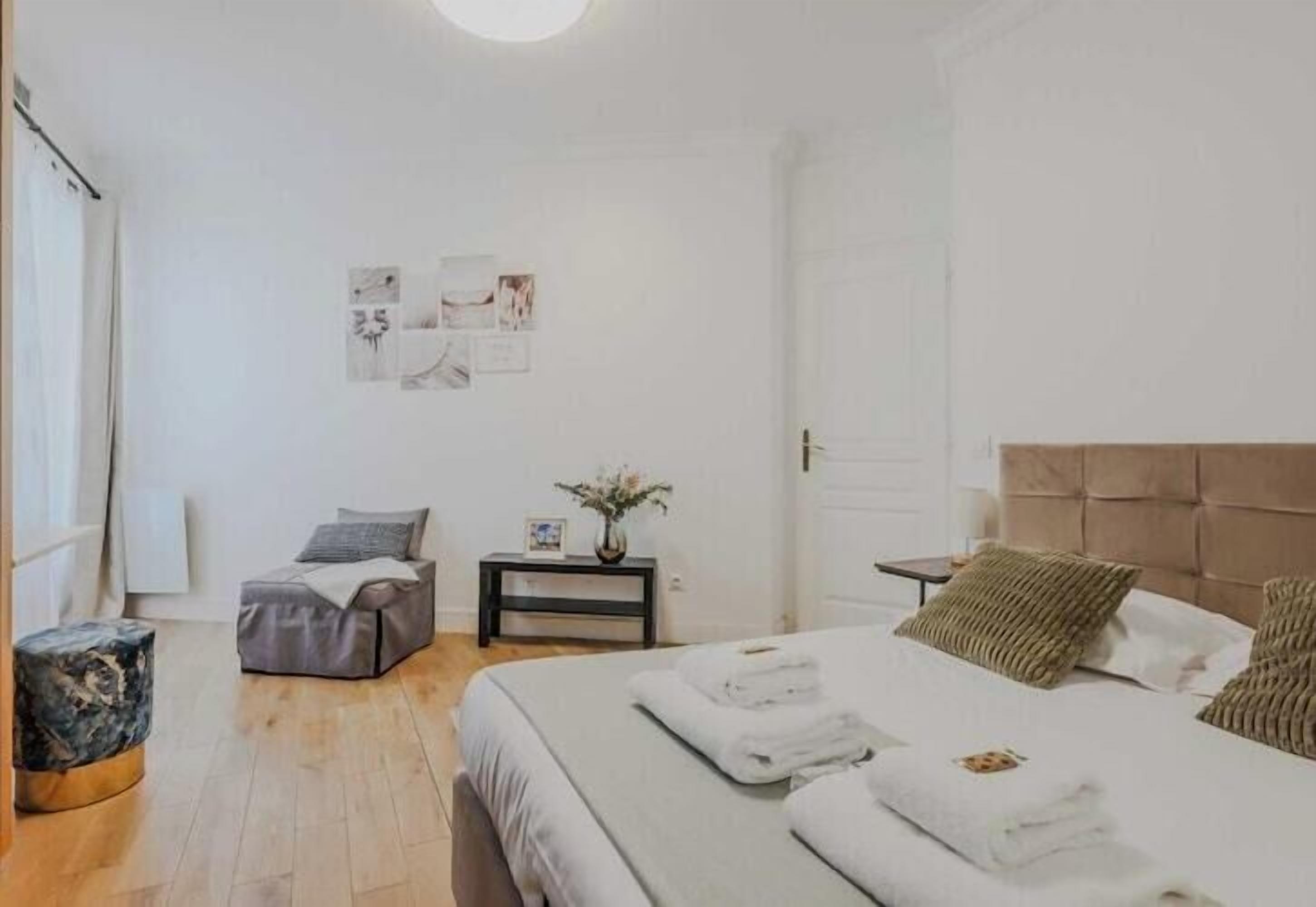 1 bedroom, desk, iron/ironing board, free WiFi