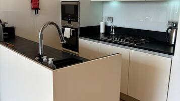 Apartment, 2 Bedrooms, Accessible | Interior