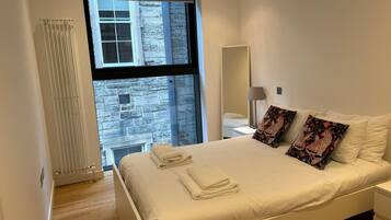 Apartment, 2 Bedrooms, Accessible | 2 bedrooms