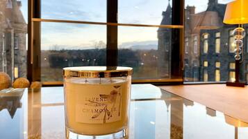 Apartment, 2 Bedrooms, Accessible | Interior