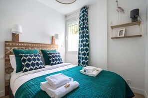 2 bedrooms, desk, free WiFi, bed sheets