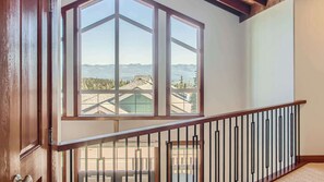 Interior - Okanagan - Moonshine Crescent 365 (Beaverdell)