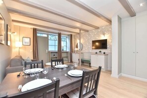 Dining - Cosy appartement - Buttes aux Cailles (Paris)