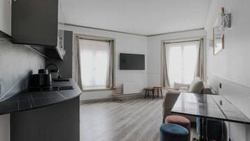 Smart TV, offices