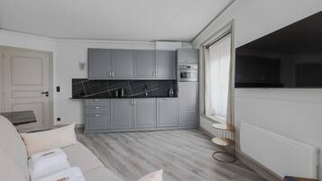 Smart TV, offices