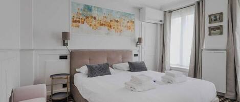 1 bedroom, desk, iron/ironing board, free WiFi