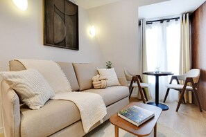Smart-tv en een kantoor