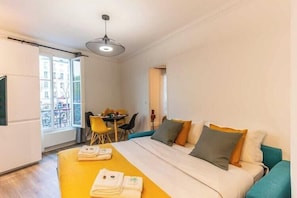 1 Schlafzimmer, Schreibtisch, Bügeleisen/Bügelbrett, kostenloses WLAN