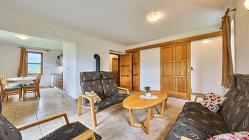 Télévision, cheminée