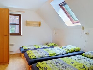 3 bedrooms, desk, internet - Green Valley Park Stárkov 16 by Interhome (Stárkov)