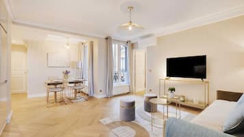 Apartment | Living area