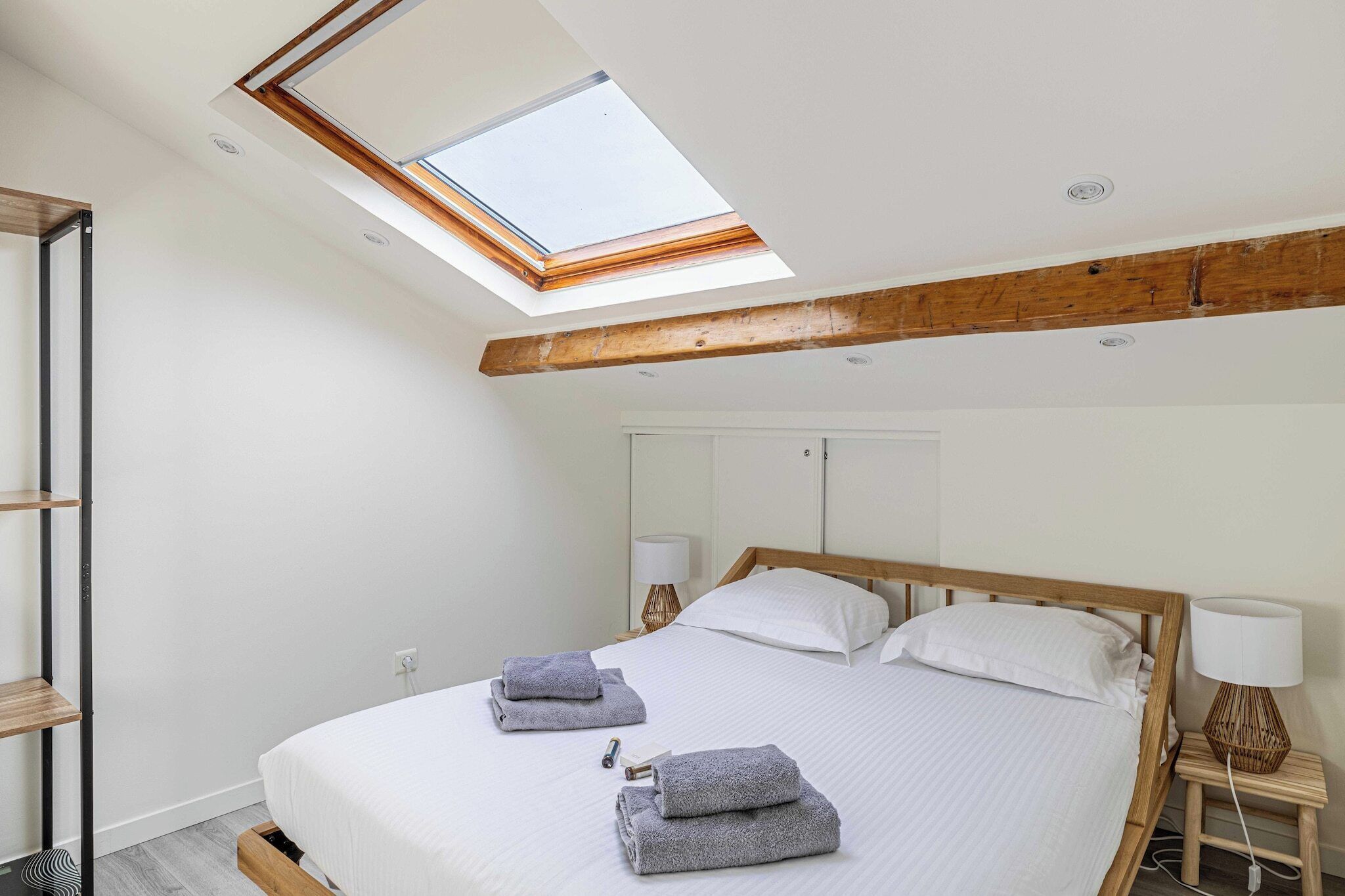 2 chambres, fer et planche à repasser, lit parapluie, Wi-Fi gratuit