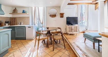 Charming apartment heart of Suquet
