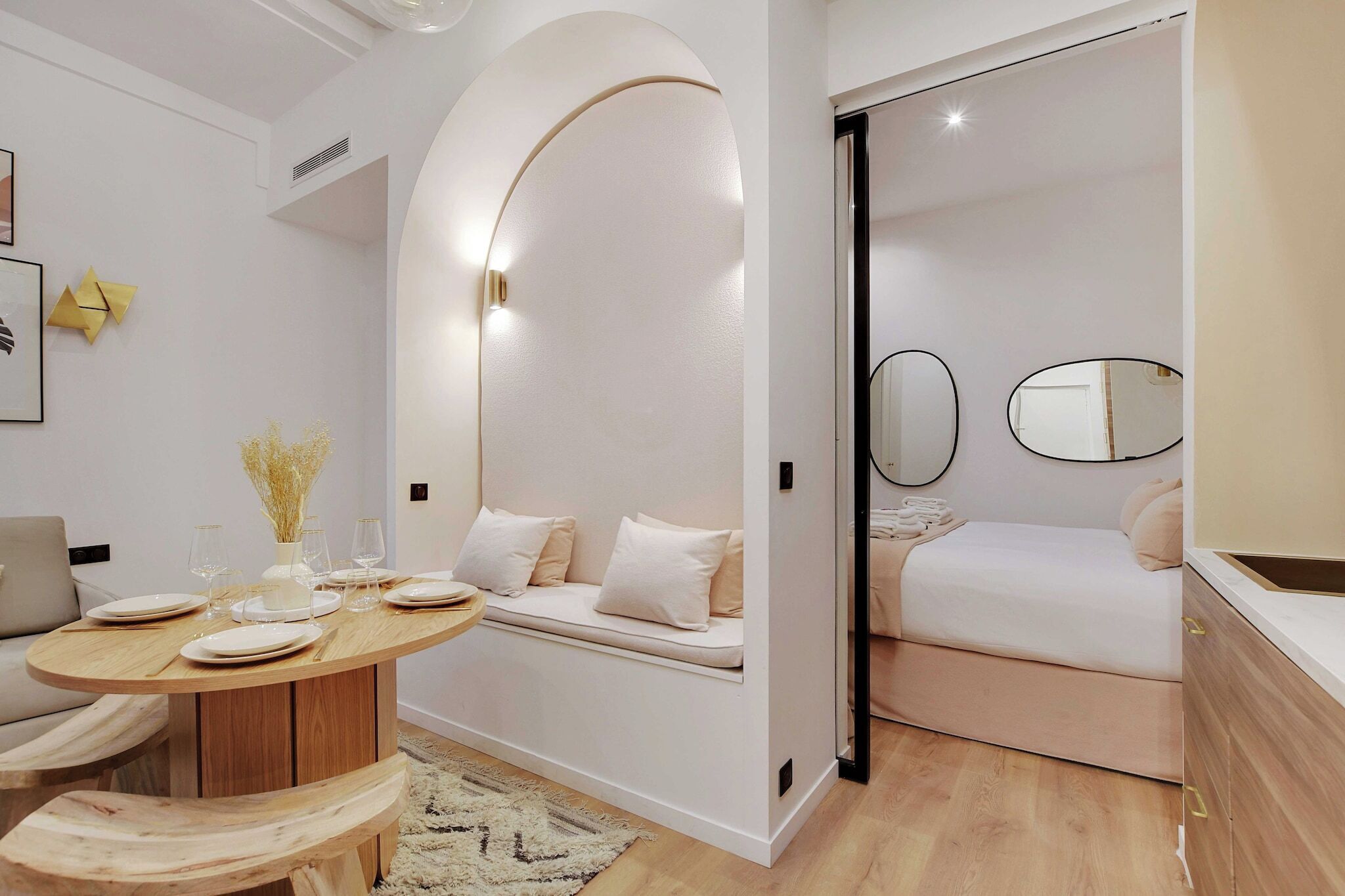 1 bedroom, desk, iron/ironing board, free WiFi