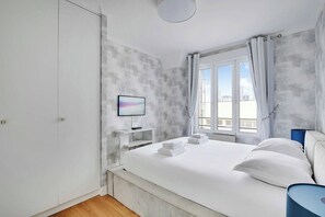 3 Schlafzimmer, Schreibtisch, Bügeleisen/Bügelbrett, kostenloses WLAN