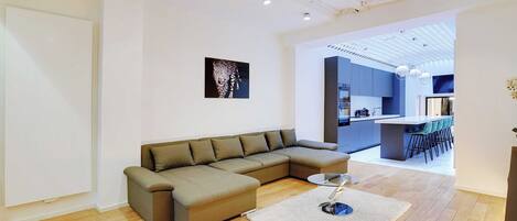 Smart TV, offices