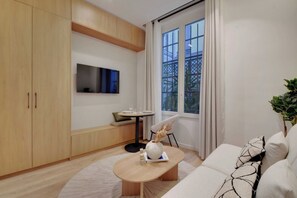 Smart TV, offices