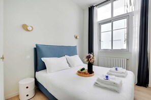2 Schlafzimmer, Schreibtisch, Bügeleisen/Bügelbrett, kostenloses WLAN