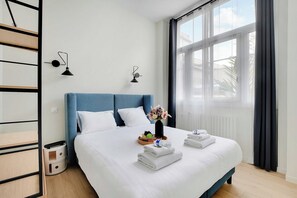 2 Schlafzimmer, Schreibtisch, Bügeleisen/Bügelbrett, kostenloses WLAN
