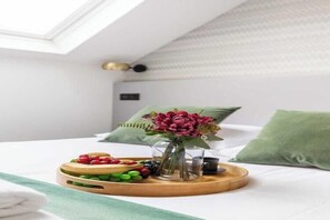 Bügeleisen/Bügelbrett, kostenloses WLAN, Bettwäsche