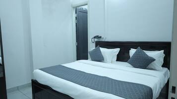 Economy Double Room | WiFi (free)