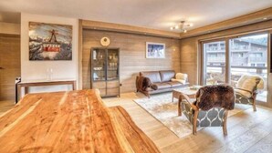 Living area - Luxurious 4-room apartment with swimming pool, gym, spa and parking (Megève)