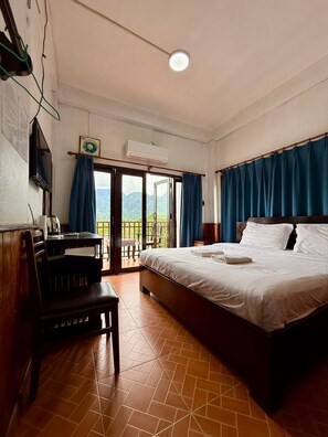 Deluxe Double Room, Balcony, Mountain View | Mountain view - Domon Riverside Hotel (Vang Vieng)