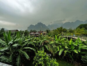Exterior - Domon Riverside Hotel (Vang Vieng)