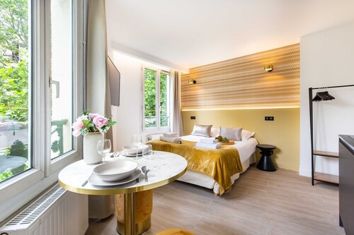 Superbe studio - 2P - Beaugrenelle / Tour Eiffel