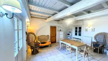 Villa, camere multiple, accessibile ai disabili, fumatori | Interni