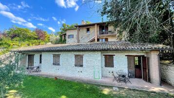 Villa, camere multiple, accessibile ai disabili, fumatori | Esterni