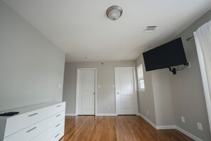 Appartement, 4 chambres, balcon, vue ville | Intérieur