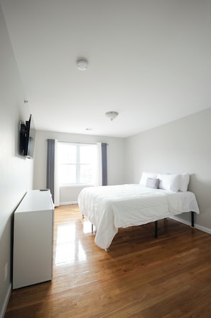 Apartment, 4 Bedrooms, Balcony, City View | 4 bedrooms