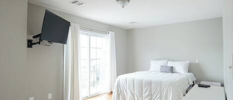 Appartamento, 4 camere da letto, balcone, vista città | 4 camere