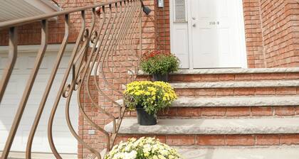 Newark Liberty Gem Brick House - Apt 3