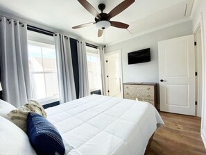 1 chambre, fer et planche à repasser, lit parapluie, Wi-Fi gratuit