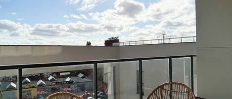 Departamento superior, vista al patio | Balcón