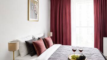 Superior Apartment, Courtyard View | 2 bedrooms, blackout curtains, iron/ironing board, cots/infant beds