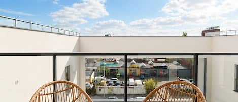 Superior Apartment, Courtyard View | Balcony