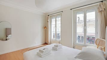 3 chambres, fer et planche Ă  repasser, accĂšs Internet, draps fournis