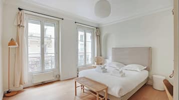 3 chambres, fer et planche Ă  repasser, accĂšs Internet, draps fournis