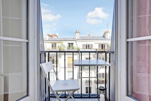 Appartement moderne - 2CH/4P - Sacré-Cœur