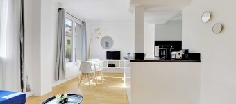 Cozy Apartment 2Bdr/5P - in the Heart of Suresnes